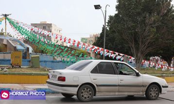 آذین‌بندی شهر بندرعباس در دهه فجر