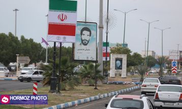 آذین‌بندی شهر بندرعباس در دهه فجر