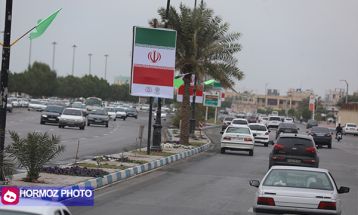 آذین‌بندی شهر بندرعباس در دهه فجر