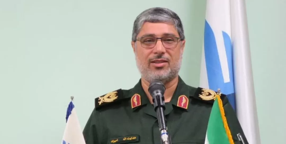هدف دشمنان خارجنمودن قطار انقلاب از ریل است