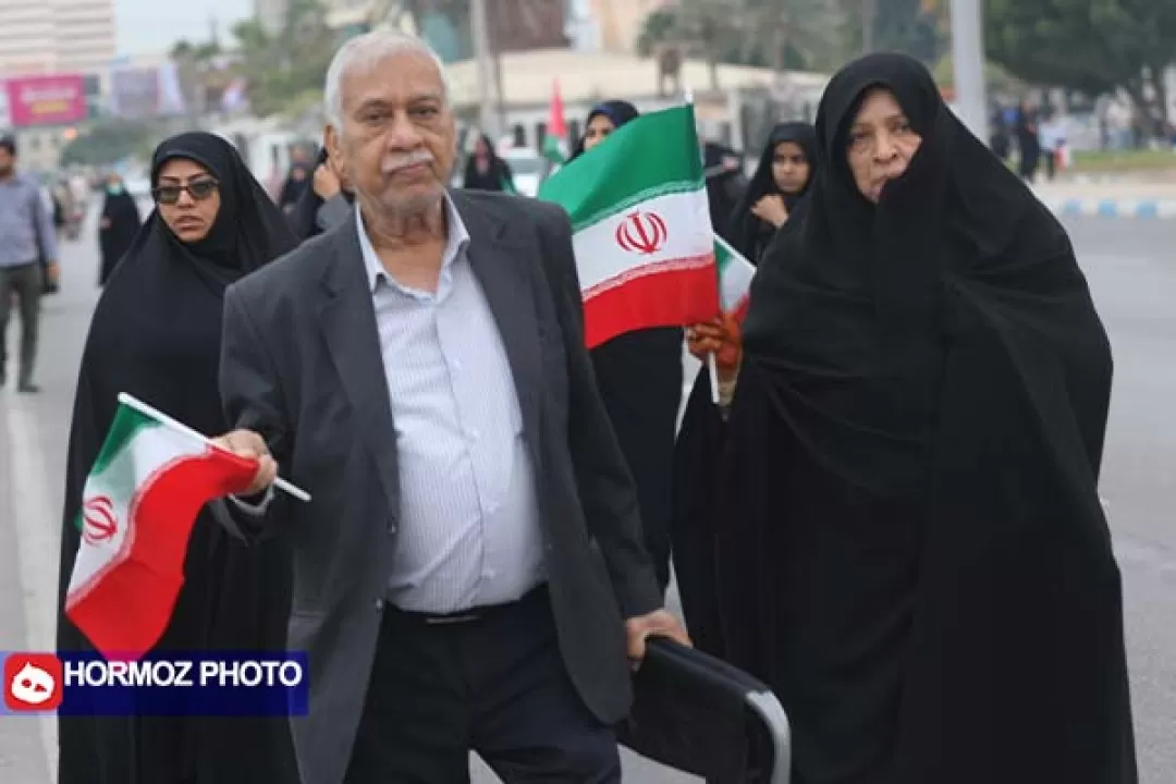 حماسه‌آفرینی مدافعان خلیج‌فارس در راهپیمایی ۲۲ بهمن‌