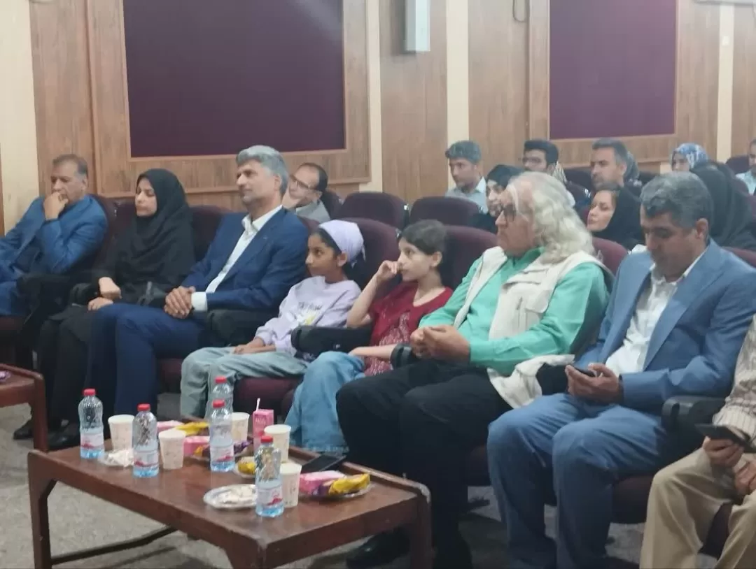 اهالی فرهنگ و هنر مدافعان خلیج فارس هستند