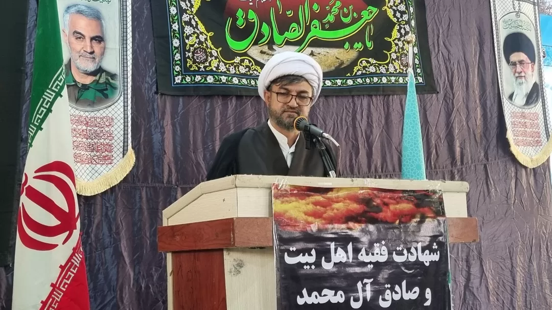 امام صادق (ع) منعکسکننده جلوههای الهی بود