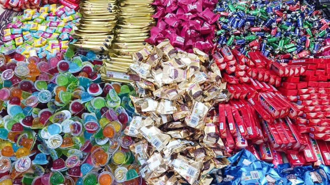 اهدای ۷۰۰ بسته عیدانه به نیازمندان قشم