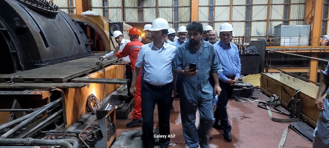 بازدید شبانه مدیرعامل برق حرارتی از نیروگاه بندرعباس