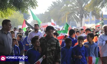 حماسه حضور دانش‌آموزان دریادل قشم