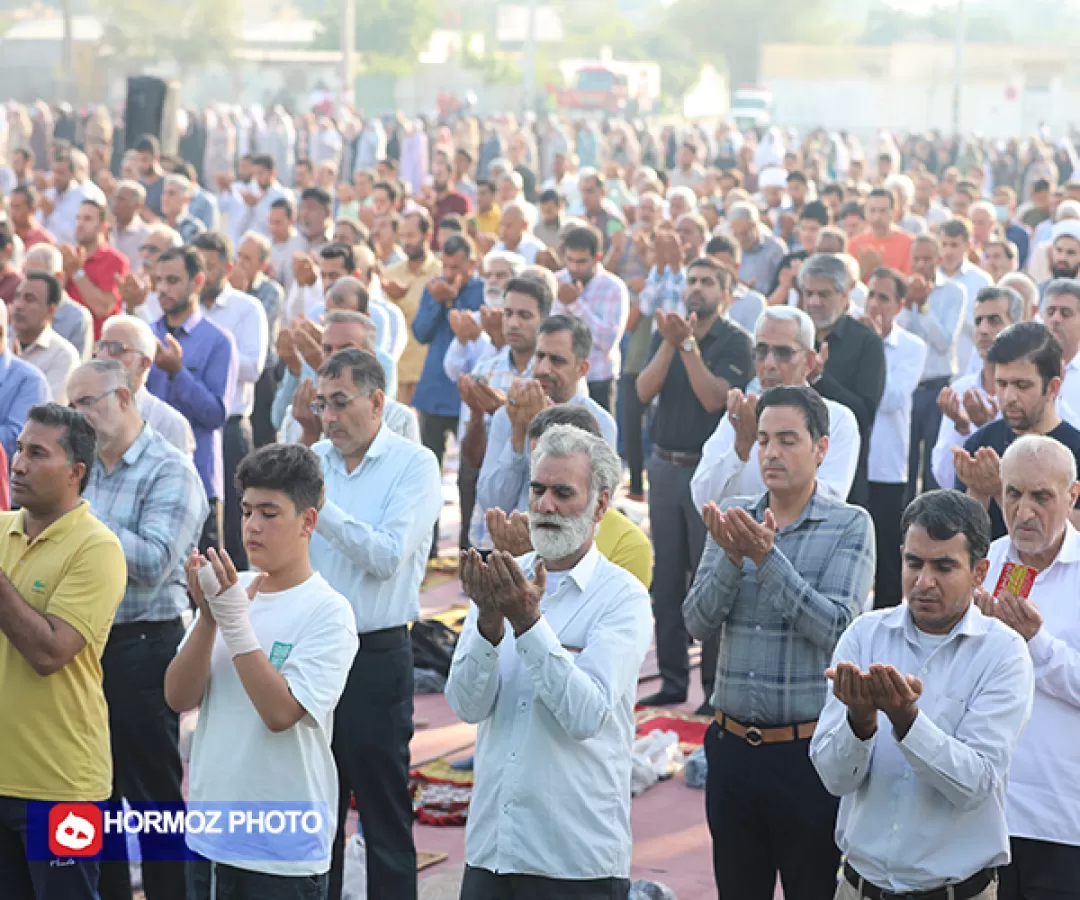 برگزاری نماز باشکوه عید فطر در بندرعباس