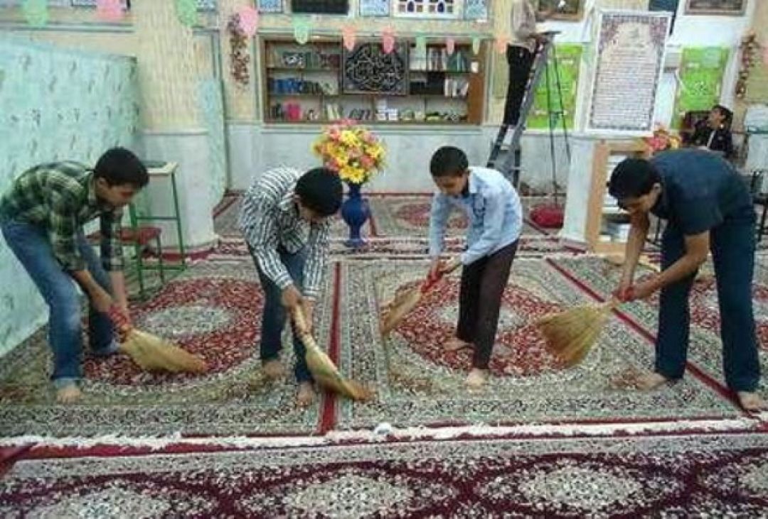 دریادلان هرمزگان مساجد را غبارروبی کردند