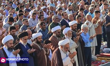 برگزاری نماز باشکوه عید سعید فطر در بندرعباس