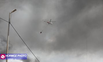 امدادرسانی در بندر شهید رجایی ادامه دارد