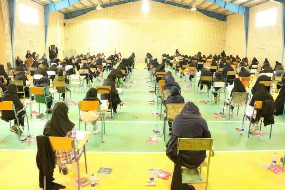 رقابت ۱۰۰۰ داوطلب رودانی در کنکور ۱۴۰۴