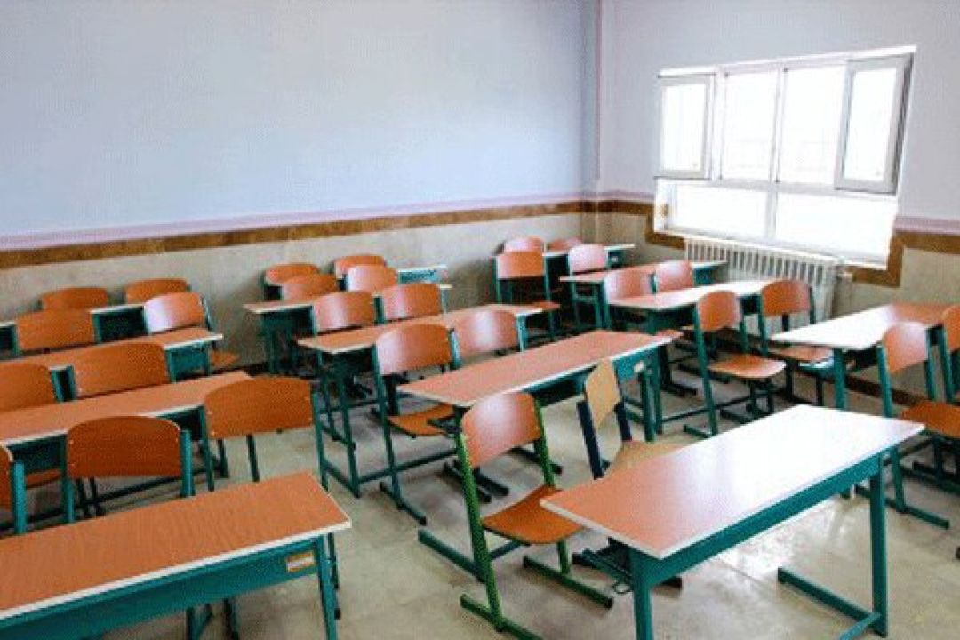 ۲۳ مدرسه جاسک چشمانتظار بازسازی است